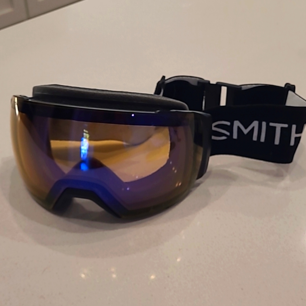Smith I/O Mag XL goggles